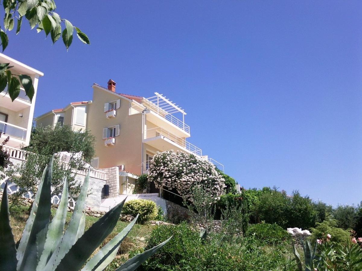 Apartments Boris Omiš Eksteriør bilde