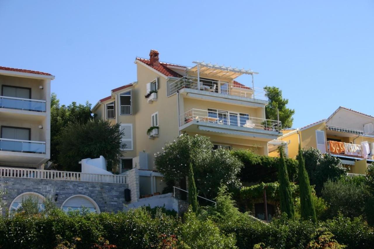 Apartments Boris Omiš Eksteriør bilde
